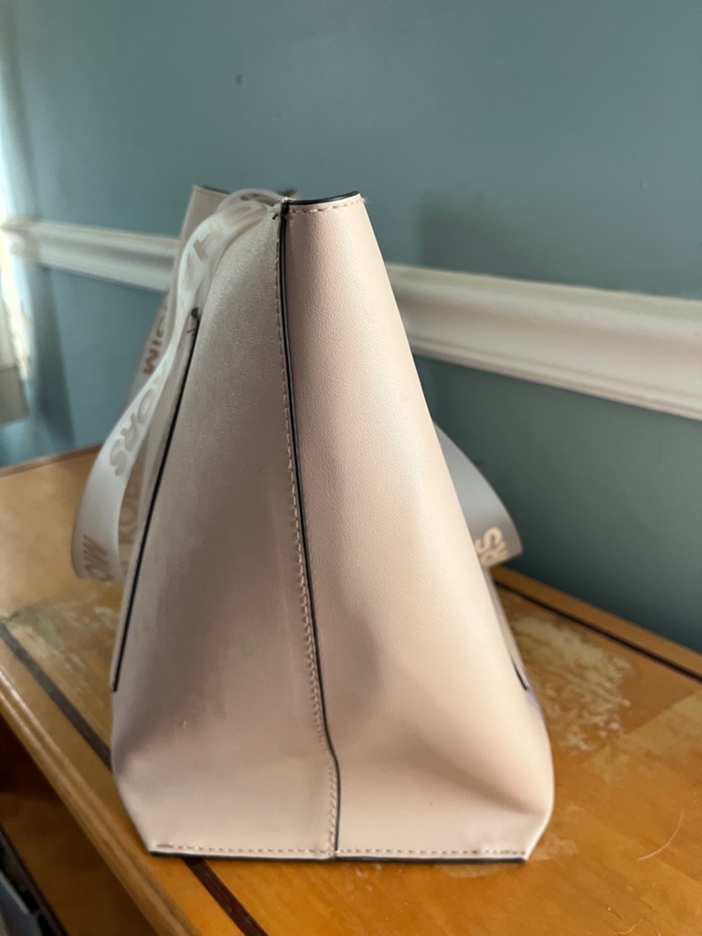 Michael Kors Pale Pink Tote with Logo Ribbon Handles - Picture 4 of 7